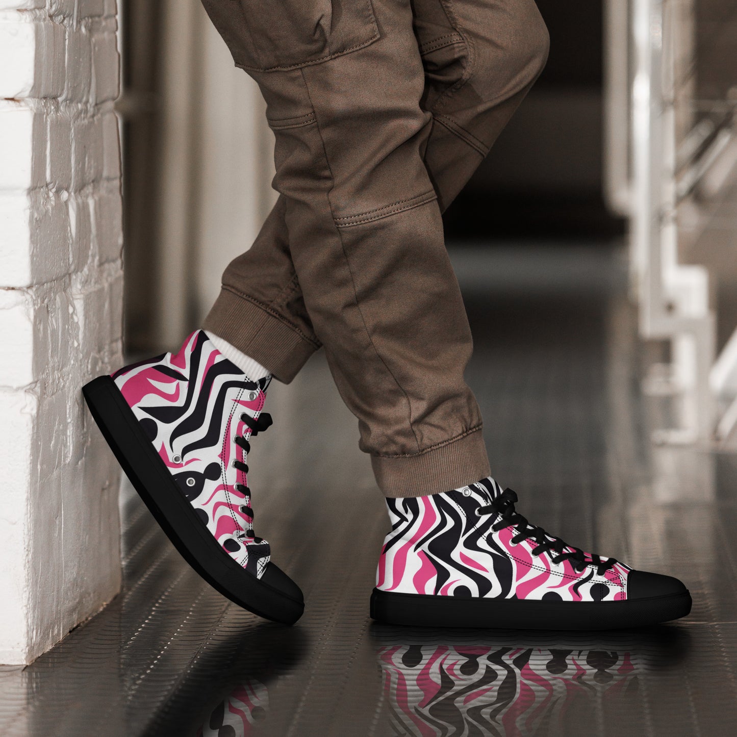 Pink/Black Men’s High Tops